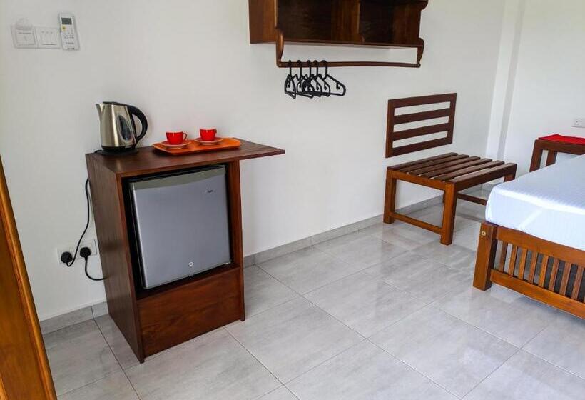 مبيت وإفطار Villa Red Pool