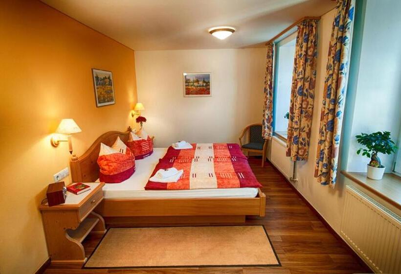 Gasthof & Pension Hirschen Stetten