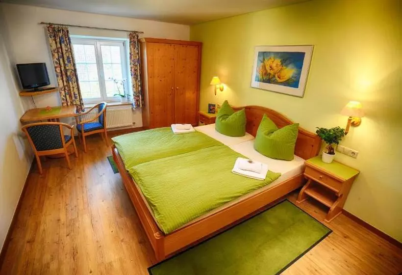 Gasthof & Pension Hirschen Stetten
