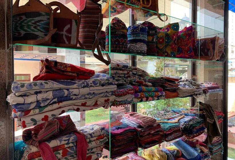 هتل гостиница меридиан