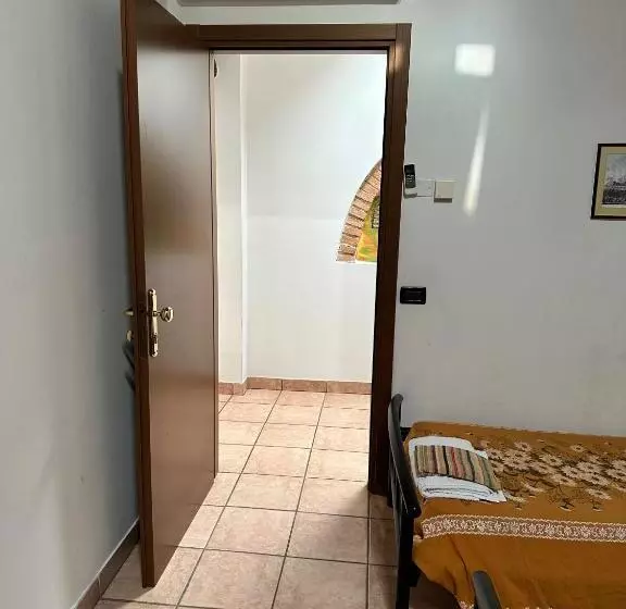 ホテル Agriturismo La Rasdora
