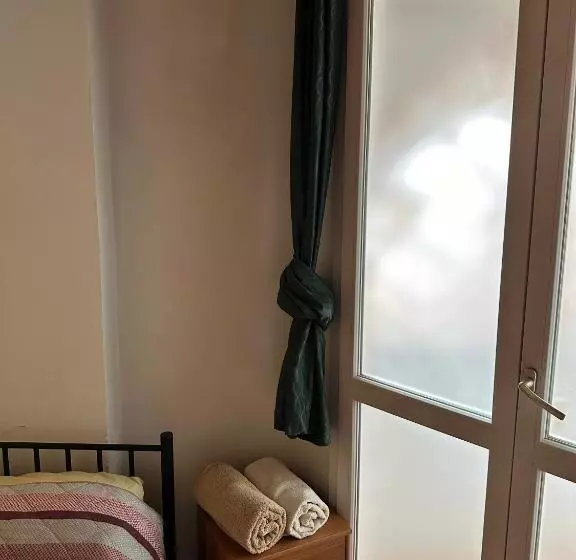 ホテル Agriturismo La Rasdora