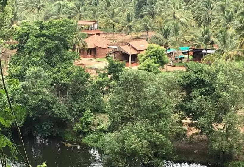 ホテル Atulyam Farm