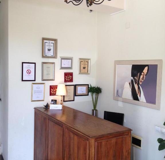 هتل Villa Di Poletta