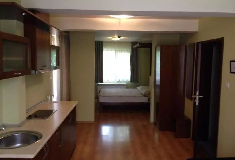 هتل Villa Di Poletta