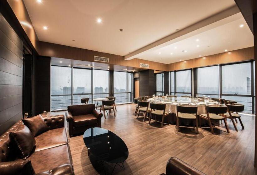 Meijin Serviced Apartment