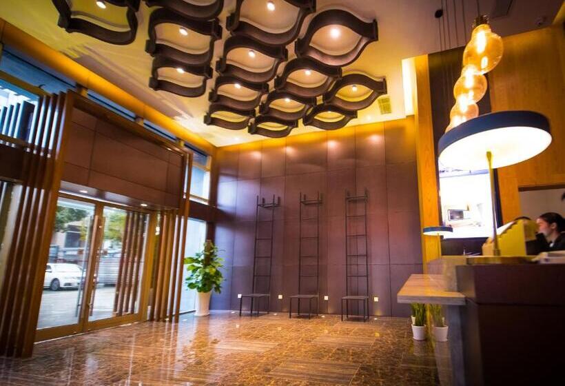 Meijin Serviced Apartment