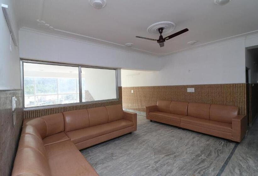 Oyo Hotel Asia Grand