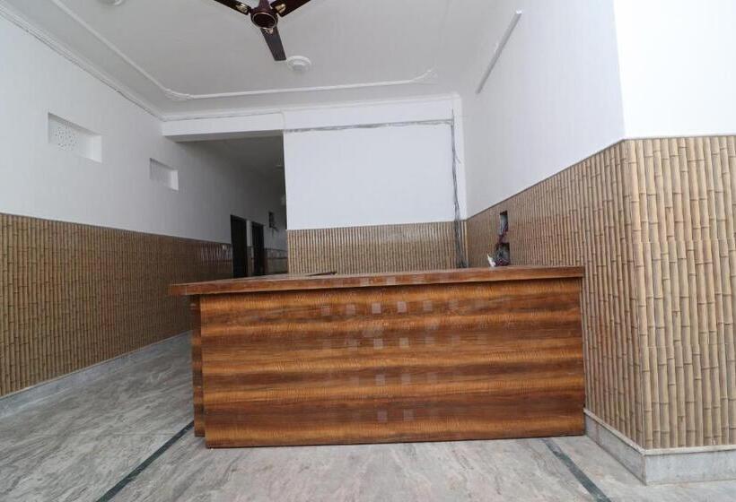 Oyo Hotel Asia Grand