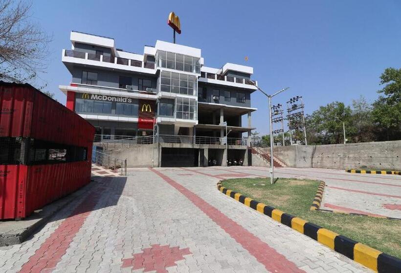 Oyo Hotel Asia Grand