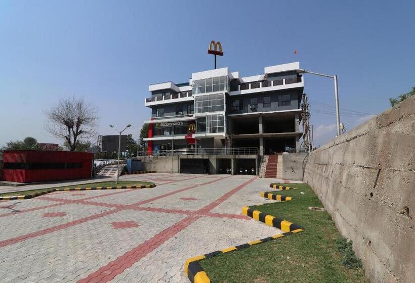 Oyo Hotel Asia Grand