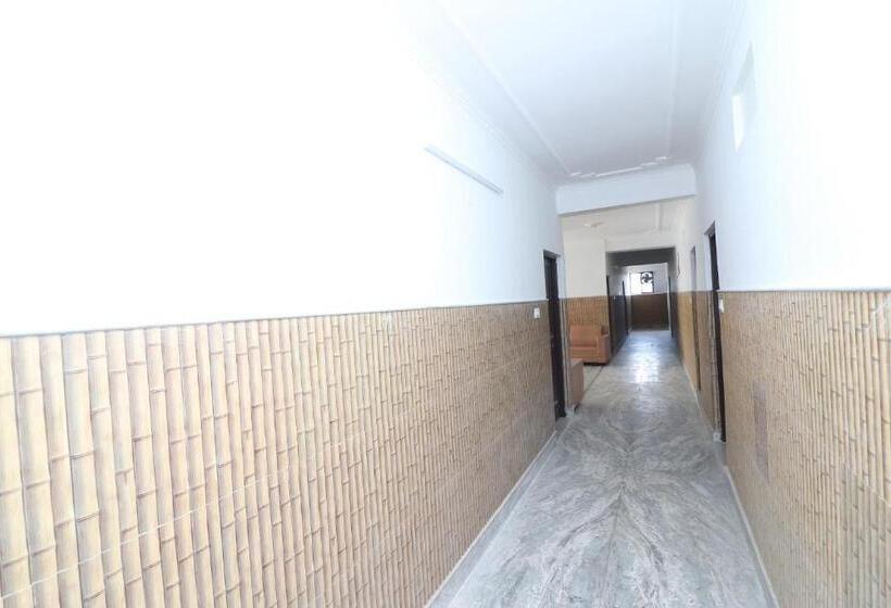 Oyo Hotel Asia Grand