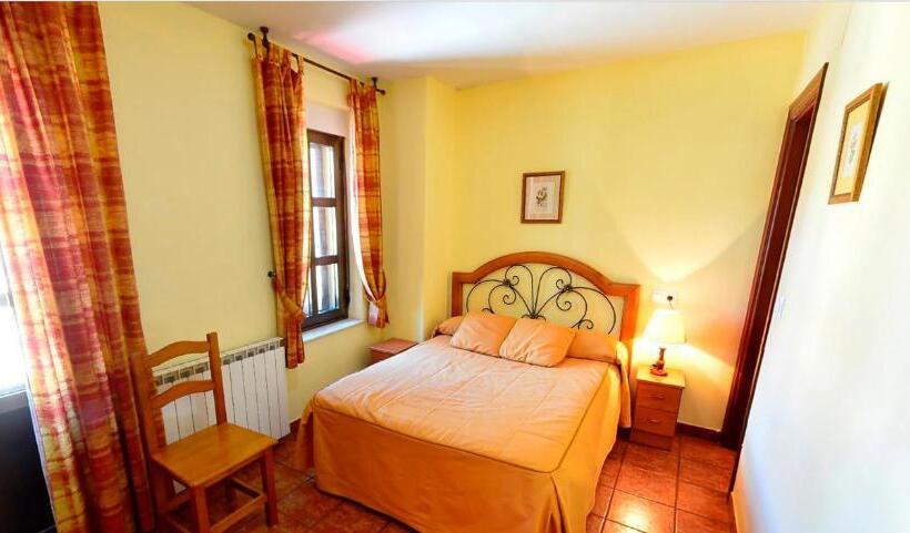 Пансион Hostal Bar Stop