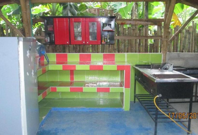 پانسیون Hostel Cattleya