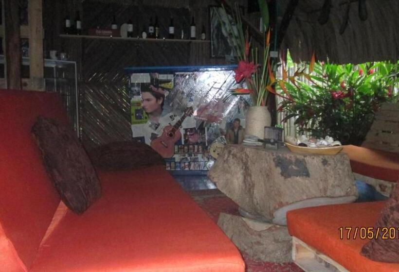 پانسیون Hostel Cattleya