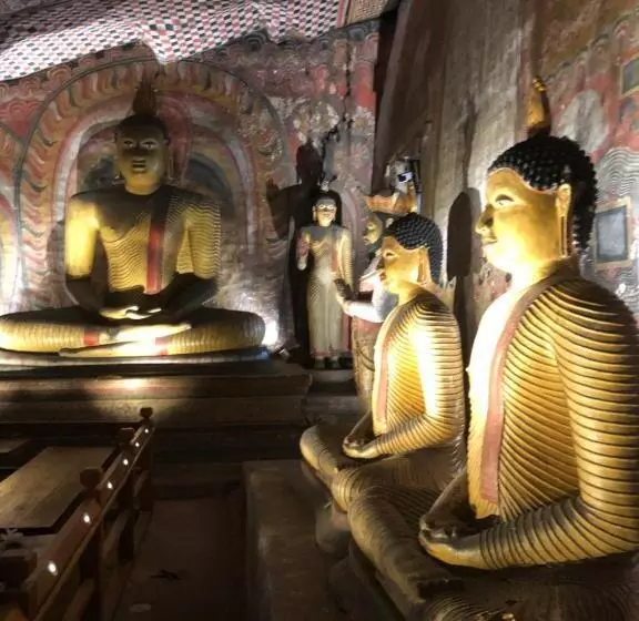 Majatalo Kandyan Lounge