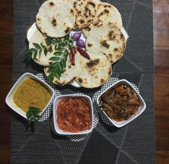 Пансион Kandyan Lounge