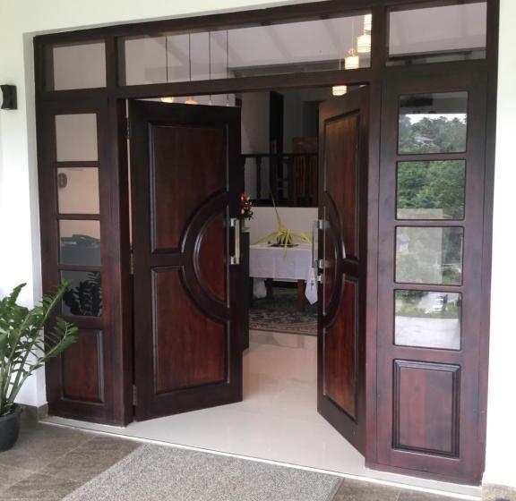 Пансион Kandyan Lounge