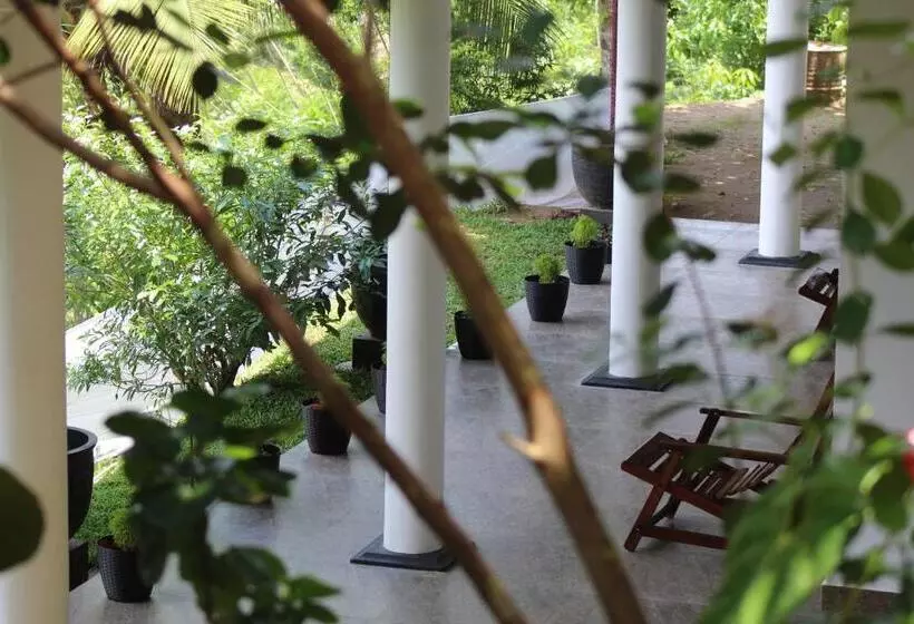 Majatalo Kandyan Lounge