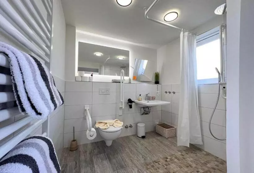 ペンション Kapitaenshaus Lassen Zimmer Atlantis