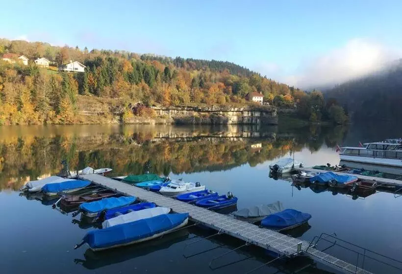 ペンション Maison Du Lac   Séjour à La Semaine