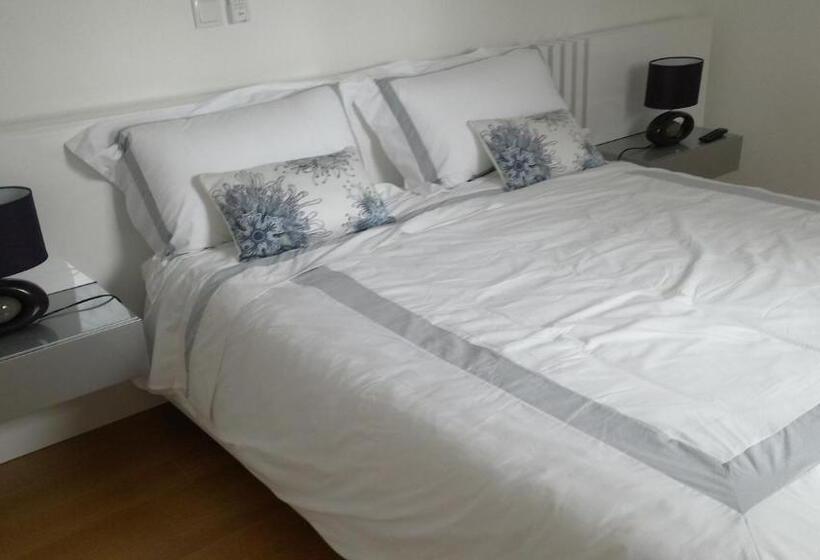 פנסיון Vitória S House