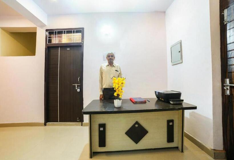 Spot On Hotel Welcome