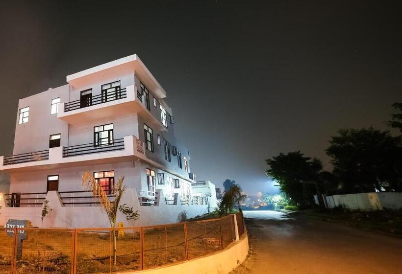 Spot On Hotel Welcome