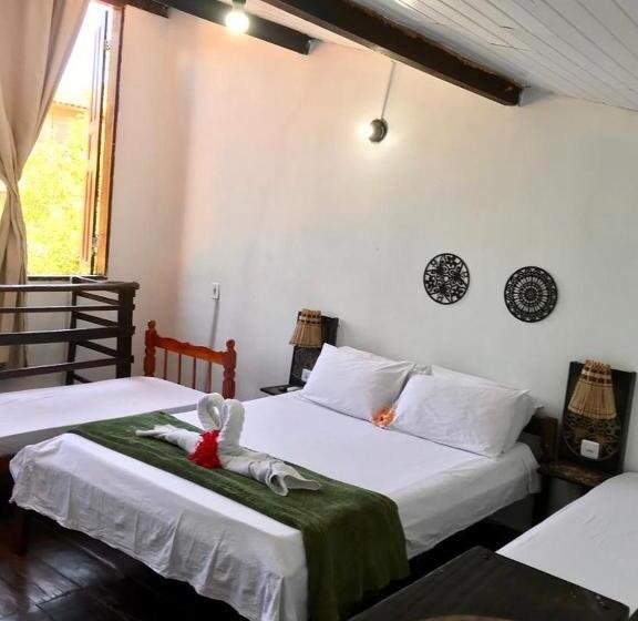 Hostel Pousada Mandala Em Frente A Praia Da Concha