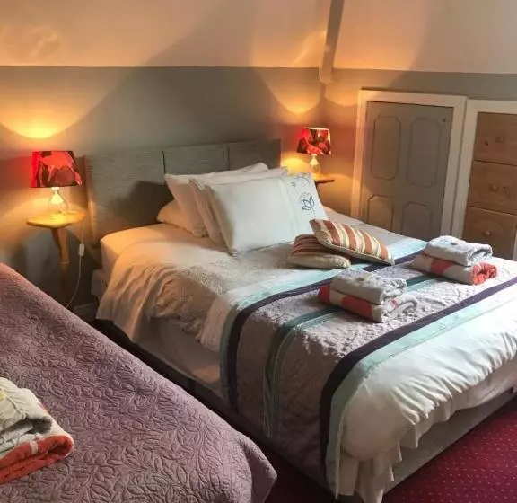 Aurora House Bed And Breakfast