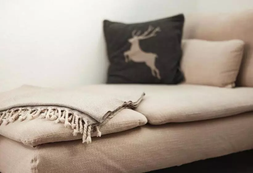 Aamiaismajoitus (B&B) Haus Meierhüsli