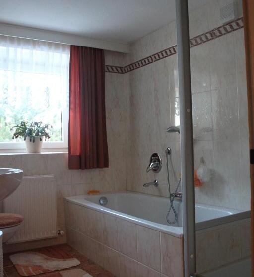 تختخواب و صبحانه Sonnberg