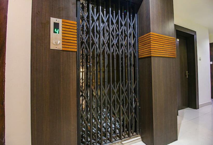 Fabhotel Royal Palace Ii