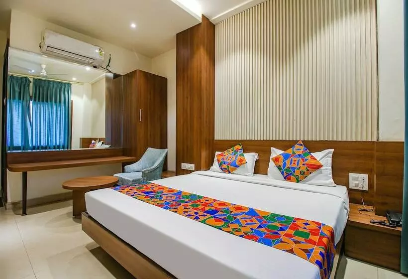 Fabhotel Royal Palace Ii