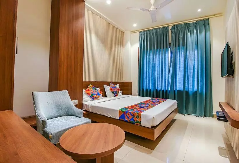 Fabhotel Royal Palace Ii