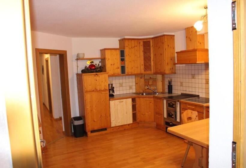 酒店 Almresidenz Unterrain Zum Hartl  1 Km By Car Distance Ski Slopes Kronplatz