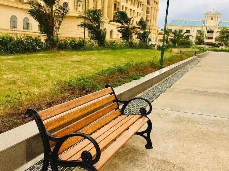 Hotelli Apartel By Aarin   Oragadam