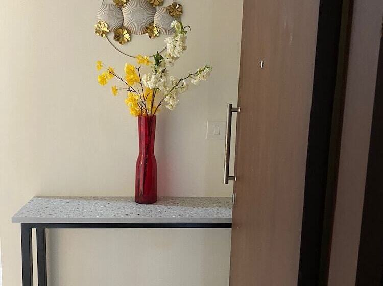 Hotel Apartel By Aarin   Oragadam