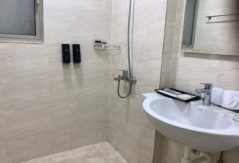 Hotelli Apartel By Aarin   Oragadam