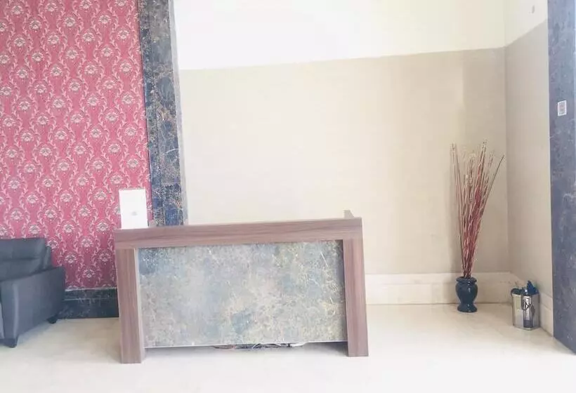 Hotelli Apartel By Aarin   Oragadam