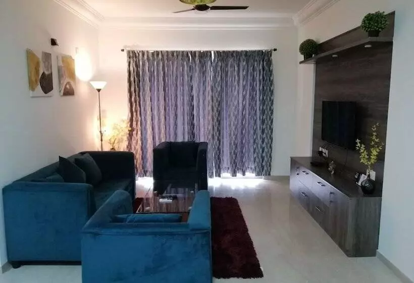 Hotelli Apartel By Aarin   Oragadam