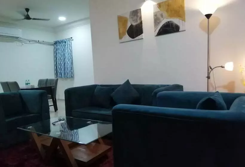 Hotelli Apartel By Aarin   Oragadam