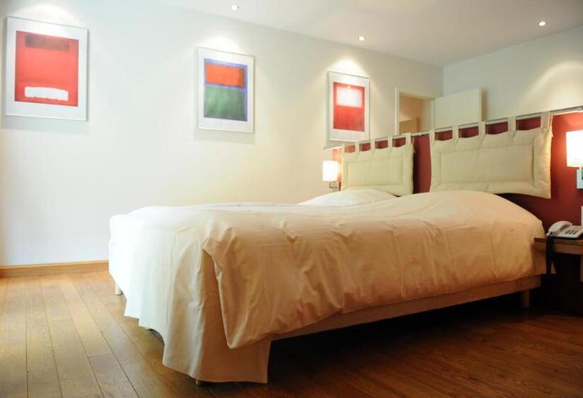 בית מלון כפרי Chateau De Strainchamps