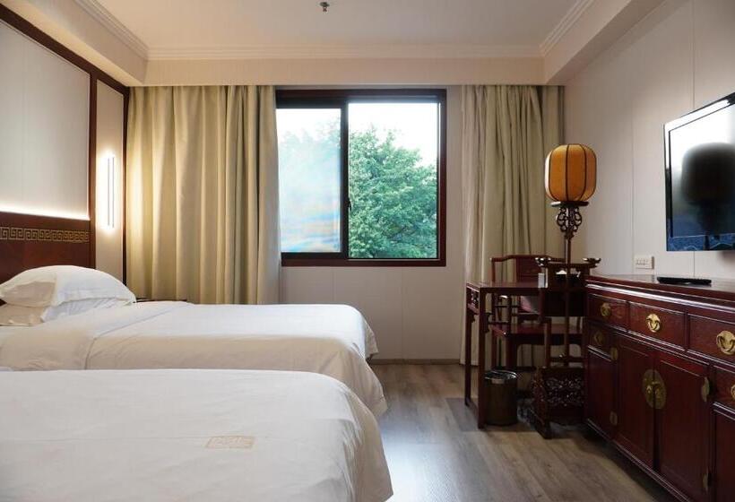 Guilin Yi Characteristic Hotel Coltd