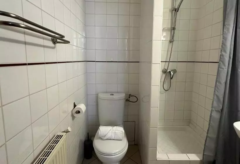 Hotelli Hôtel Victor Hugo