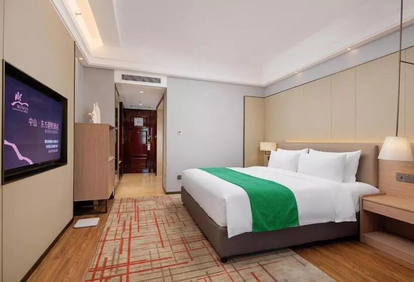 Hotelli Zhongshan Phoenix By Funyard