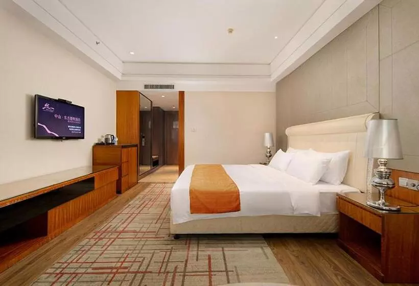 Hotelli Zhongshan Phoenix By Funyard