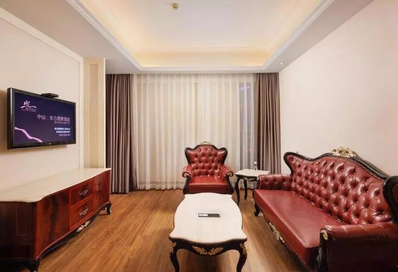 Hotelli Zhongshan Phoenix By Funyard