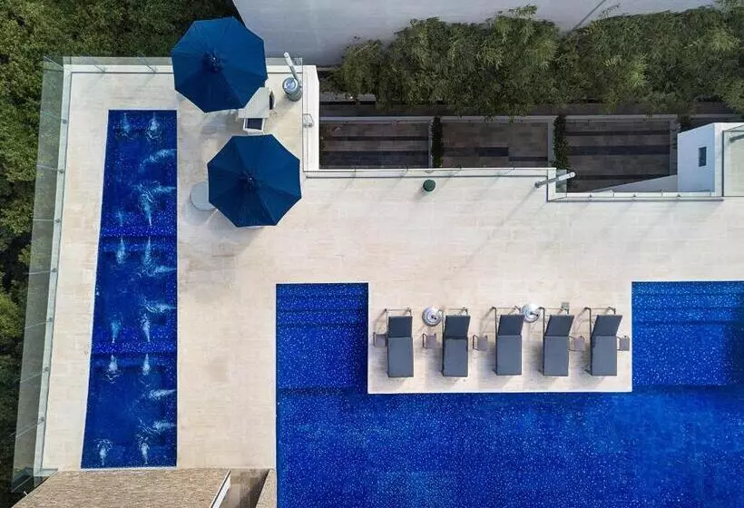 Lovely And Homely 2 Br With Ocean View