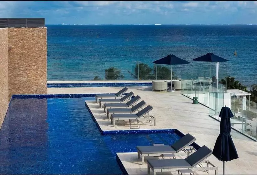 Lovely And Homely 2 Br With Ocean View